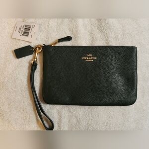 NWT Authentic Coach Amazon Green Wristlet with Fob and Gold Accents